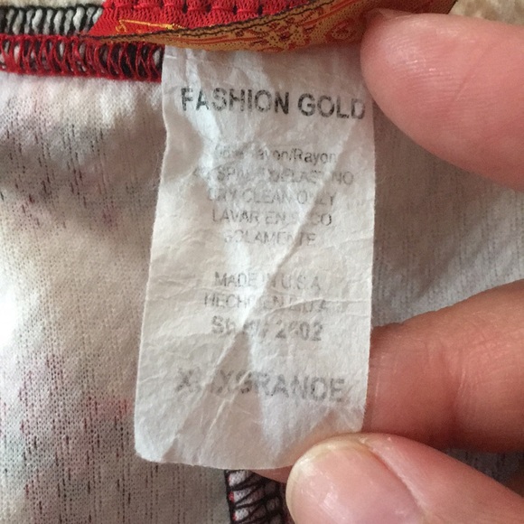 Beige W/ Red Roses Strapless Top - Picture 5 of 5